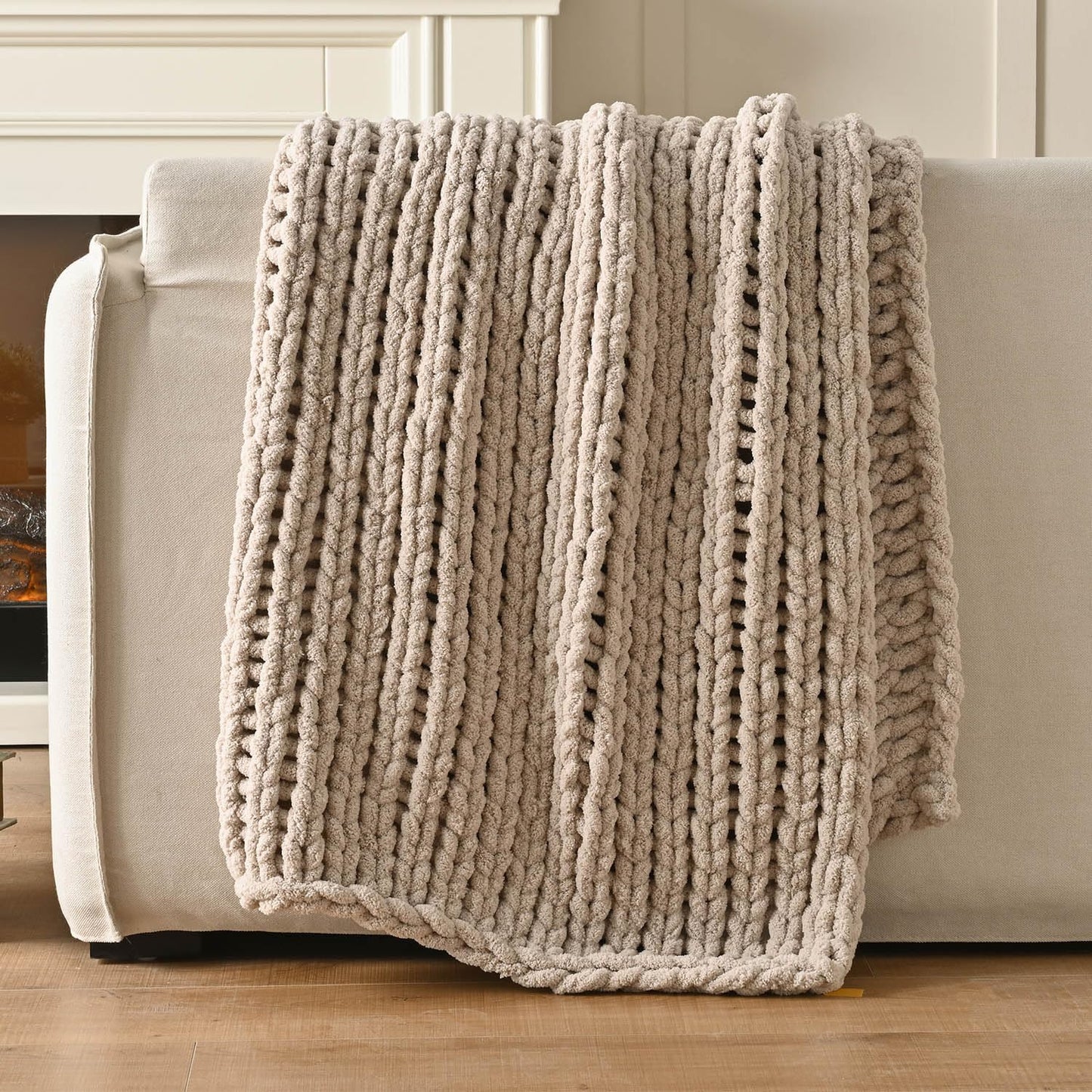 Esterra Chunky Knit Blanket Throw 50"x60", 100% Hand Knitted Chenille Throw Blanket, Cozy Soft Thick Cable Knit Throw Large Rope Knot Crochet Throw Blanket for Sofa Couch Bed, Linen Beige