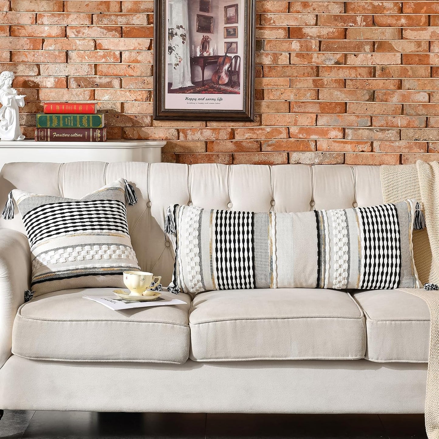 AmHoo Chenille Striped Textured Boho Throw Pillow Covers Aesthetic with Tassels Woven Decorative Pillow Case for Couch Bed Sofa Bedroom Modern Funky 18 x 18-Inch Black