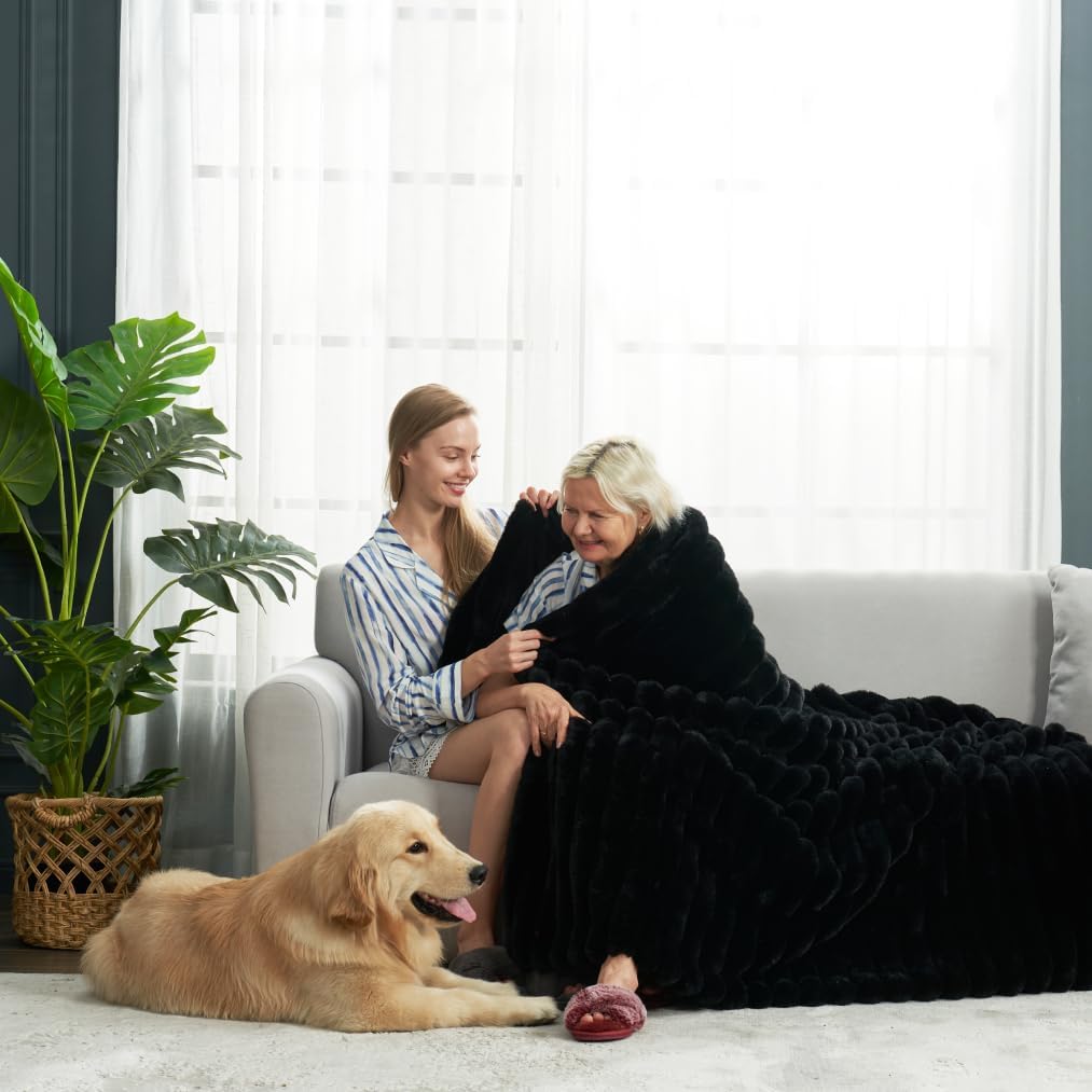 Cozy Bliss Faux Fur Throw Blanket for Couch, Cozy Warm Plush Striped Blanket for Sofa Bedroom Living Room,50 * 60 Inches Black