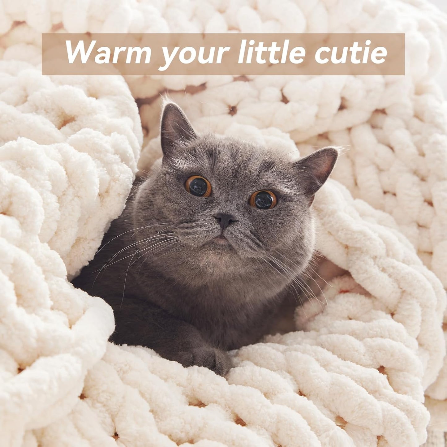 Chunky Knit Throw Blanket, 30''*40'' Knitted Throw Chenille Yarn for Bed Couch, Handmade Cream Crochet Big Thick Blanket, Machine Washable Cute Comfy Blanket for Home Decor