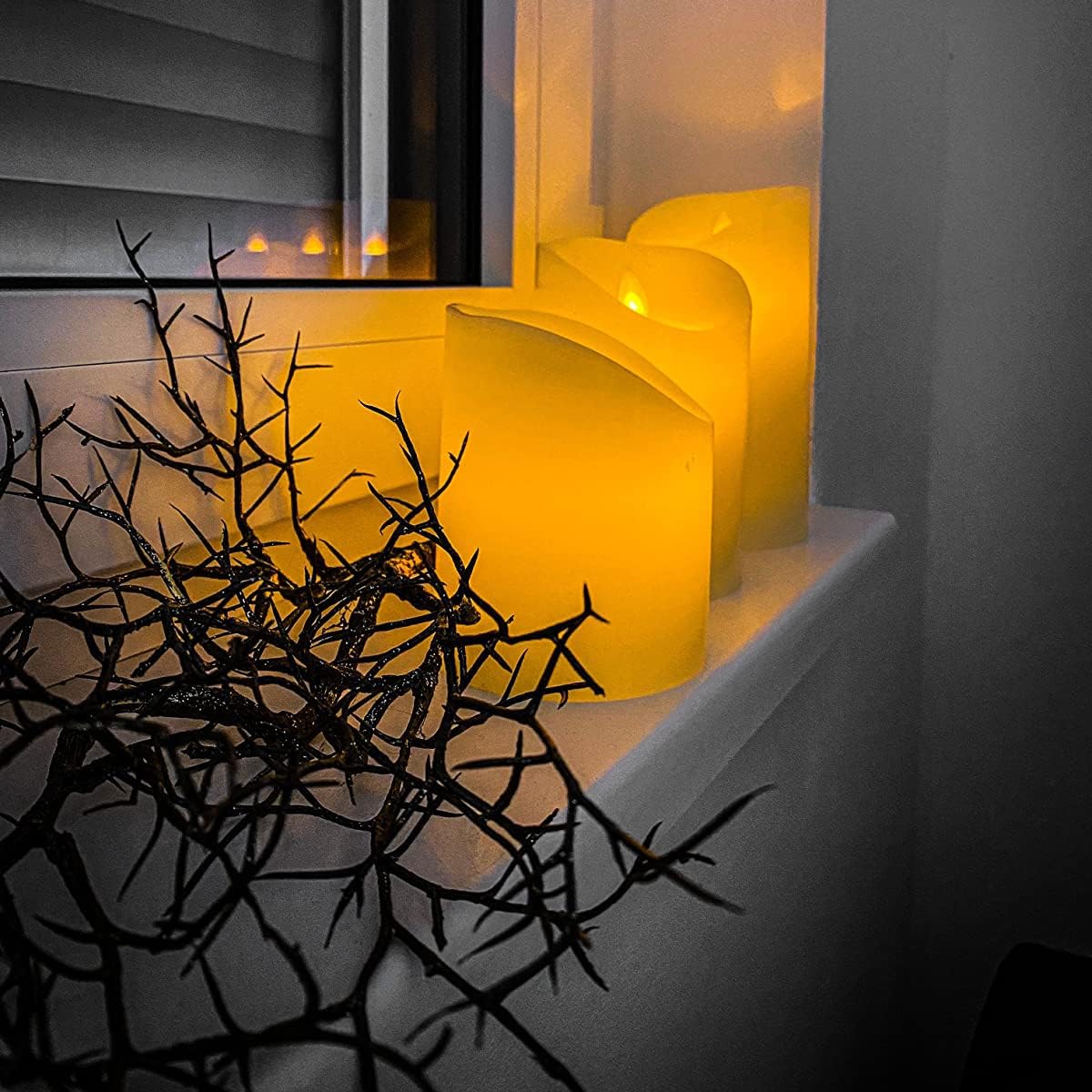 Flameless Battery Operated LED Candles with10key Button Remote Control 24-Hour Timer Set of 3 Electric Flickering Pillar Real Wax，Wedding, Party, Christmas and Home Decoration