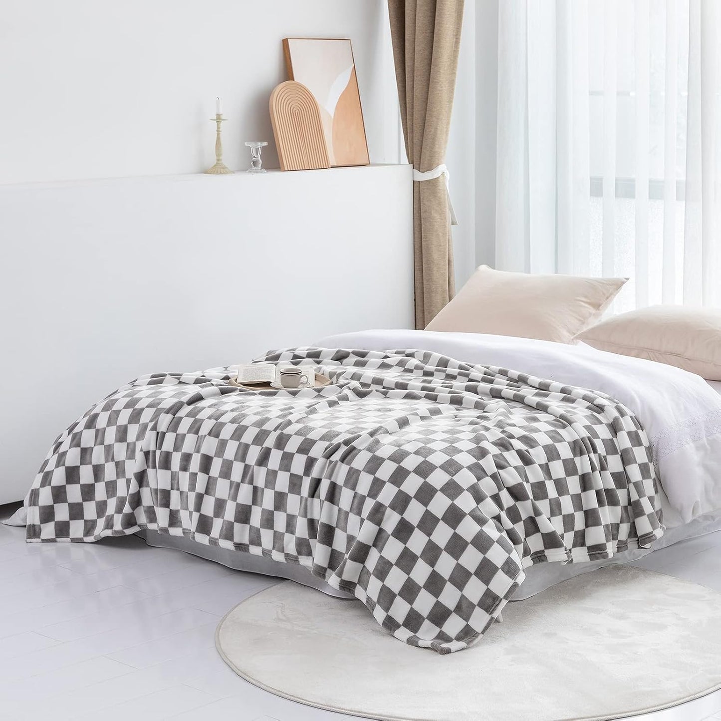 LOMAO Throw Blankets Flannel Blanket with Checkerboard Grid Pattern Soft Throw Blanket for Couch, Bed, Sofa Luxurious Warm and Cozy for All Seasons (Grey, 60"x80")