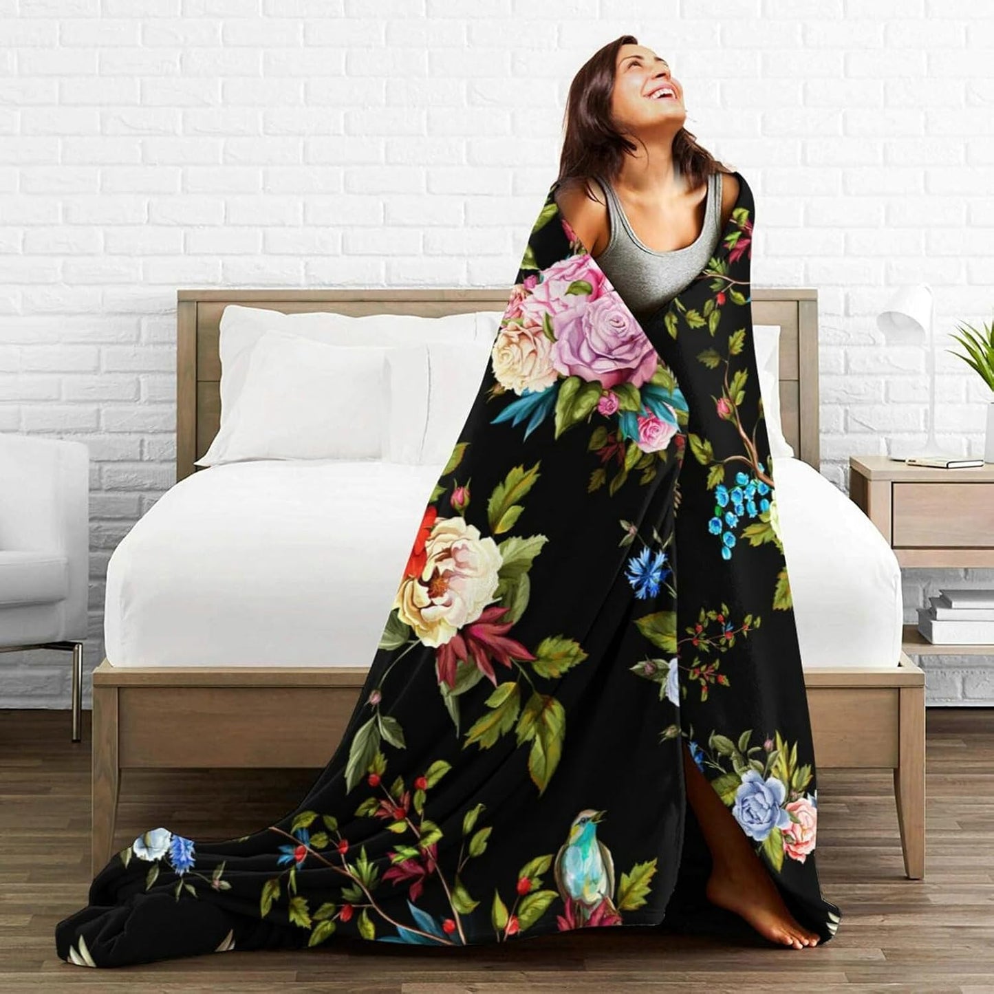 HGOD DESIGNS Wild Flowers Blanket for Women, Lightweight Soft Fleece Flannel Throw Blanket Peony Roses Sofa Couch Living Room 50x60 Inch