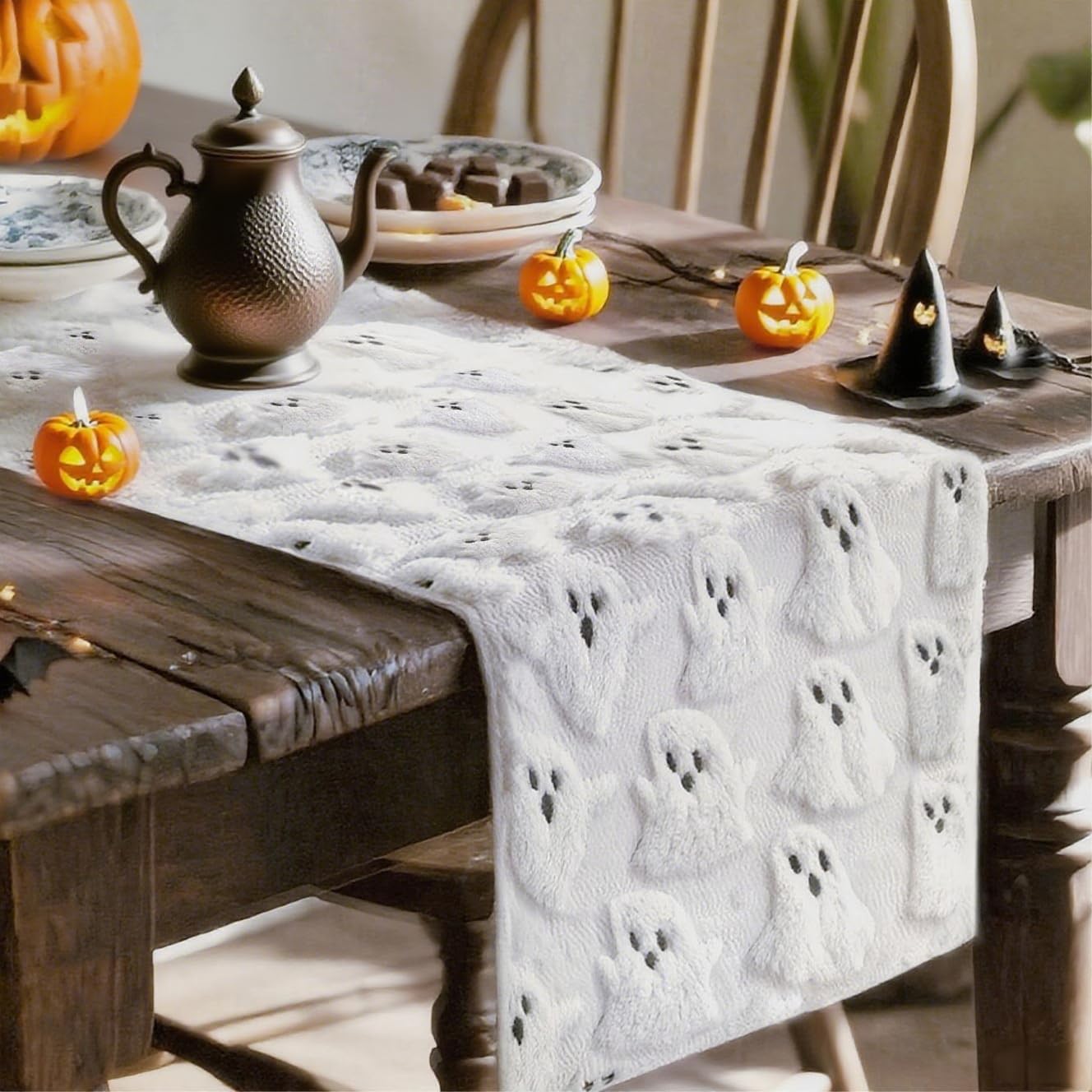 Halloween Table Runner Ghost Soft Plush Faux Fur Halloween Table Runner Hallowee Home Decor, Holiday Kitchen Dining Table Decoration for Home Party Decor 13x72 Inch