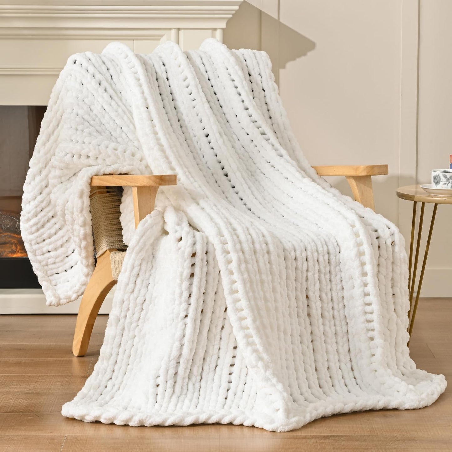 Esterra Chunky Knit Blanket Throw 40"x50", 100% Hand Knitted Chenille Throw Blanket, Cozy Soft Thick Cable Knit Throw Large Rope Knot Crochet Throw Blanket for Sofa Couch Bed, Snow White