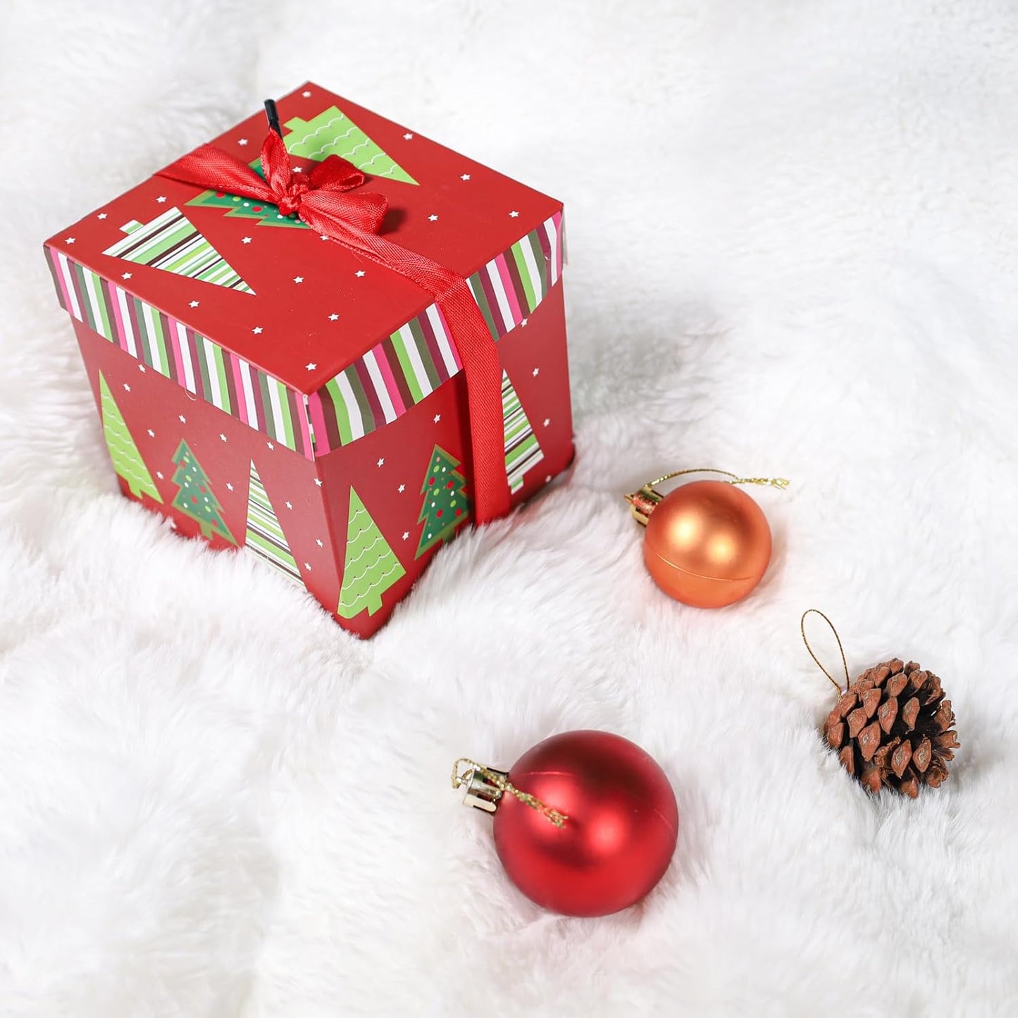 35 Inch Rabbit Fur Christmas Tree Skirt White Plush Skirt for Merry Christmas Party Christmas Tree Decoration