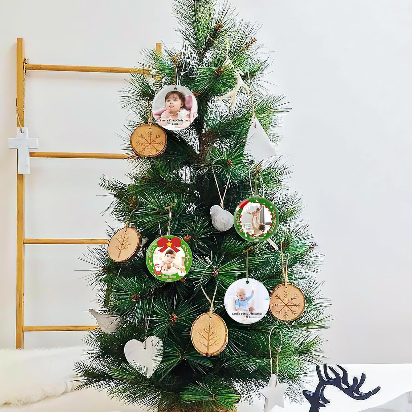 Personalized Baby's First Christmas Ornament 2025, Ceramic Custom Photo Text Christmas Ornament Customized Photo Ornament Christmas Tree Decorations Gift for New Parents Mom Dad Newborn Baby