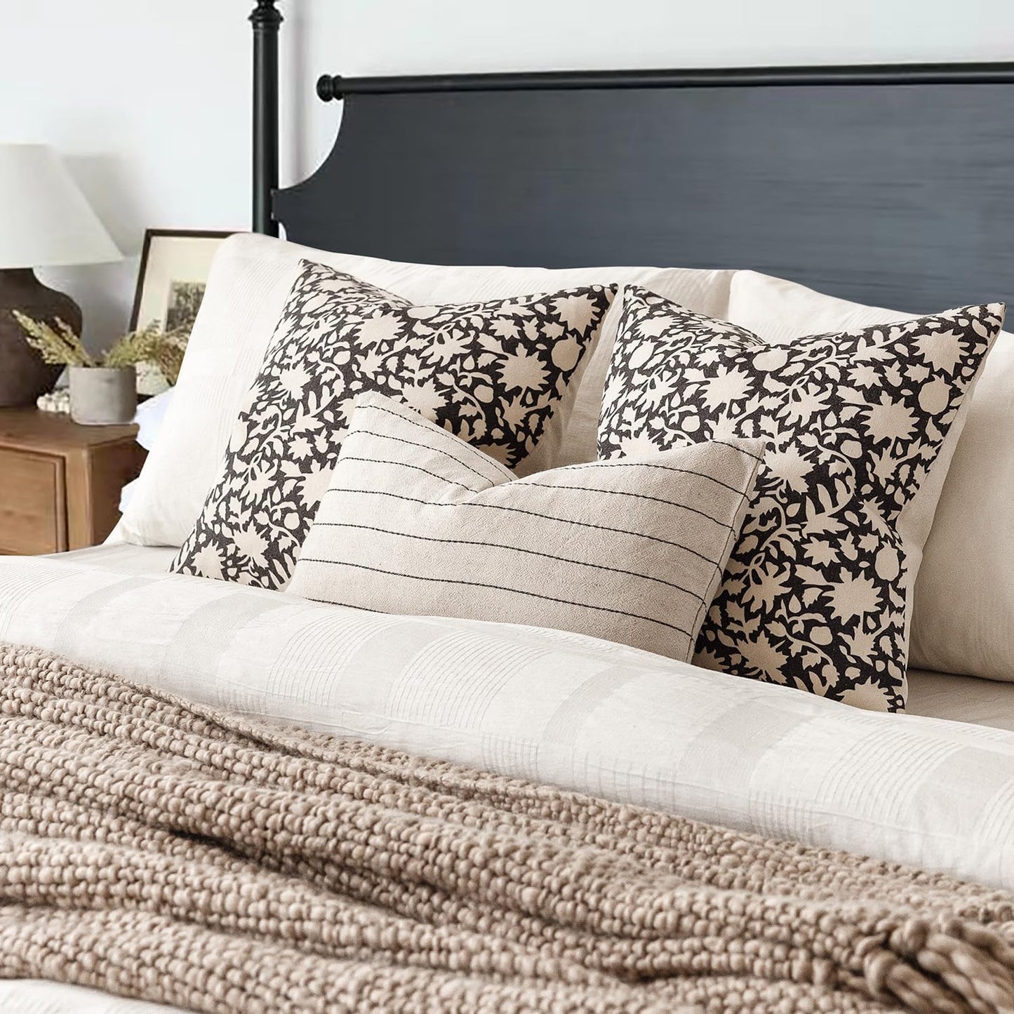 Foindtower Set of 2 Decorative Neutral Floral Throw Pillow Covers Accent Farmhouse Cushion Covers Boho Vintage Pillowcase for Couch Sofa Bedroom Living Room Home Decor Outdoor24×24 Inch,Black