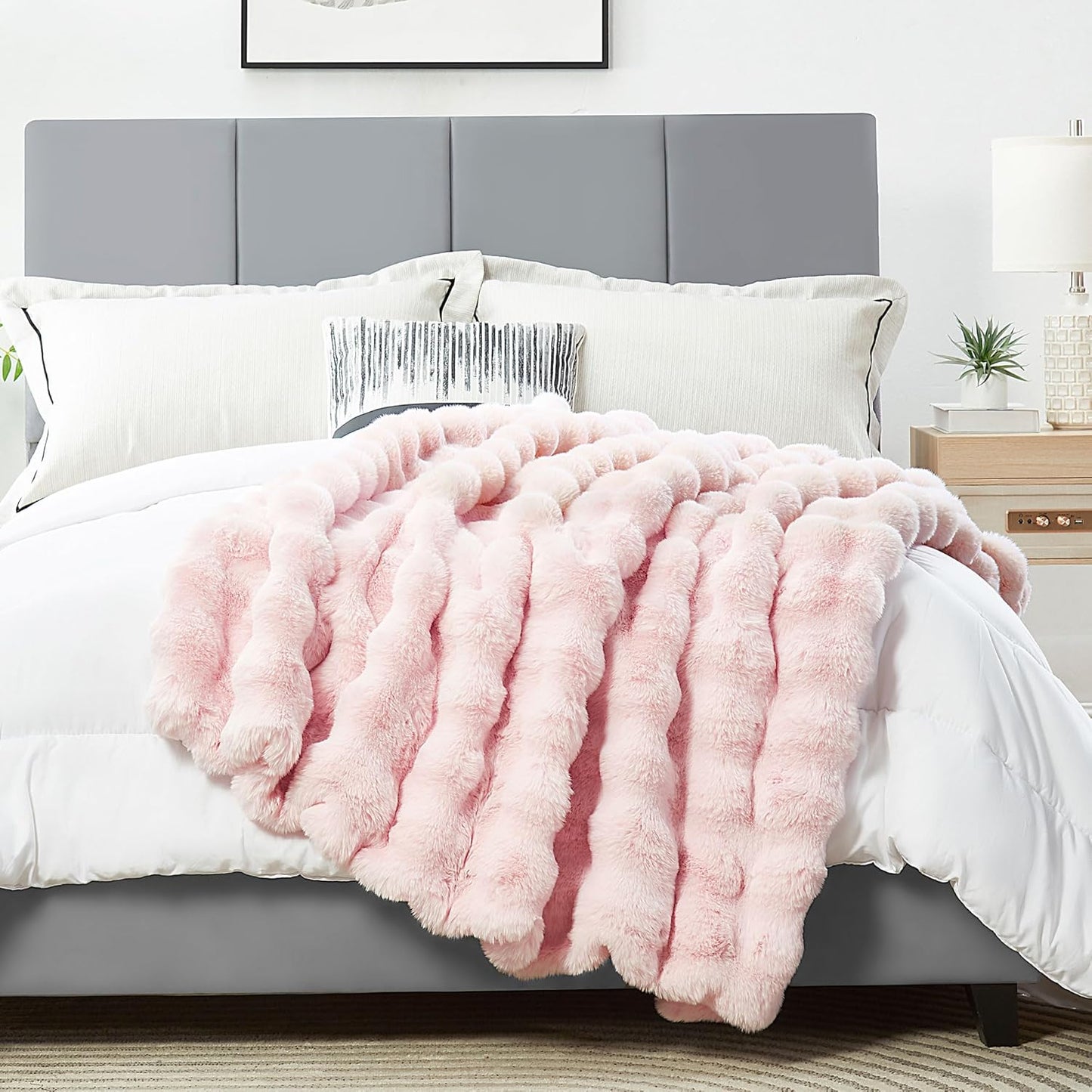 DREAMNINE Large Soft Thick Fuzzy Bubble Faux Rabbit Fur Bed Blanket Queen Size - 80" x 90", Big Warm Shaggy Fluffy Blankets for Winter, Solid Luxury Cozy Cute Bumpy Furry Blanket for Adult Girl, Pink