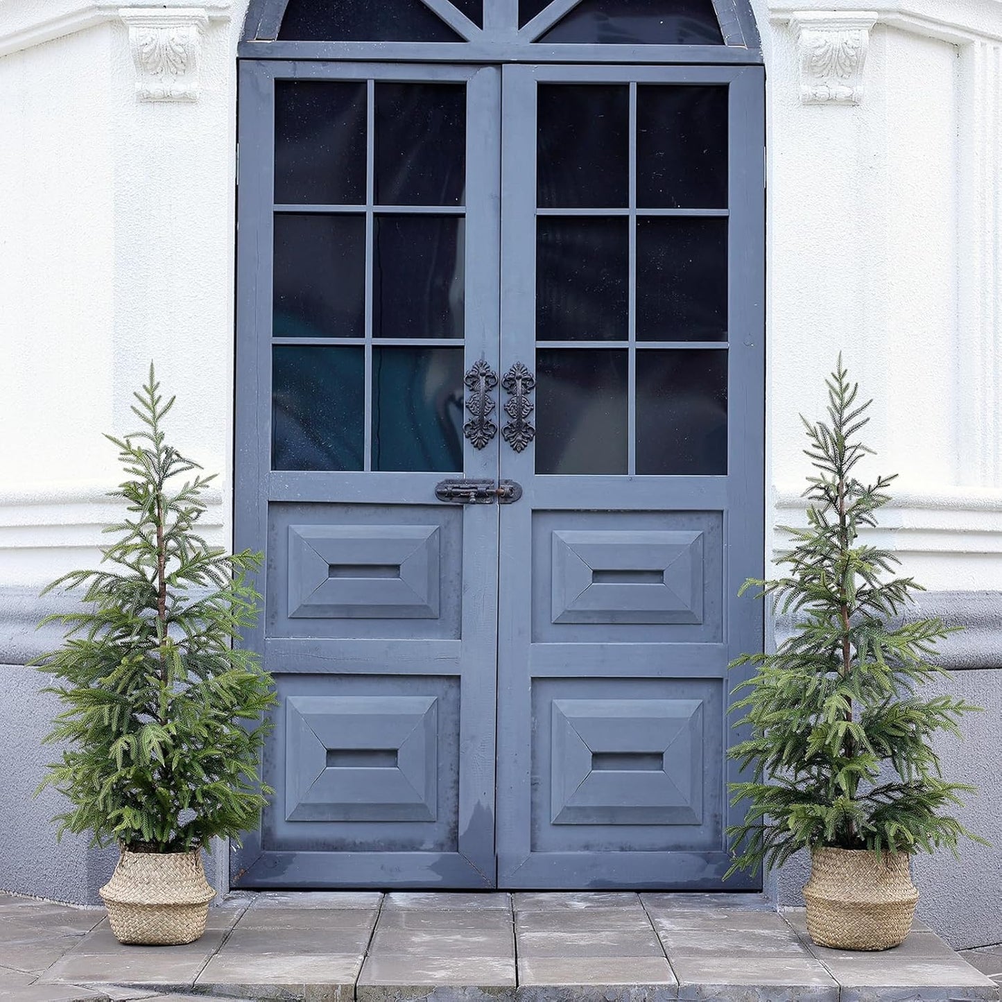 4ft Christmas Norfolk Pine Tree Artificial Christmas Tree Faux Potted Plants for Front Porch Christmas Indoor Outdoor Decor