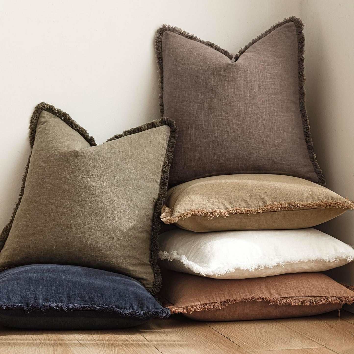 Foindtower Set of 2 Decorative Linen Fringe Throw Pillow Covers Boho Farmhouse Cushion Cover with Tassels Soft Accent Pillowcase for Couch Sofa Bed Living Room Home Decor,26×26 Inch,Light Coffee