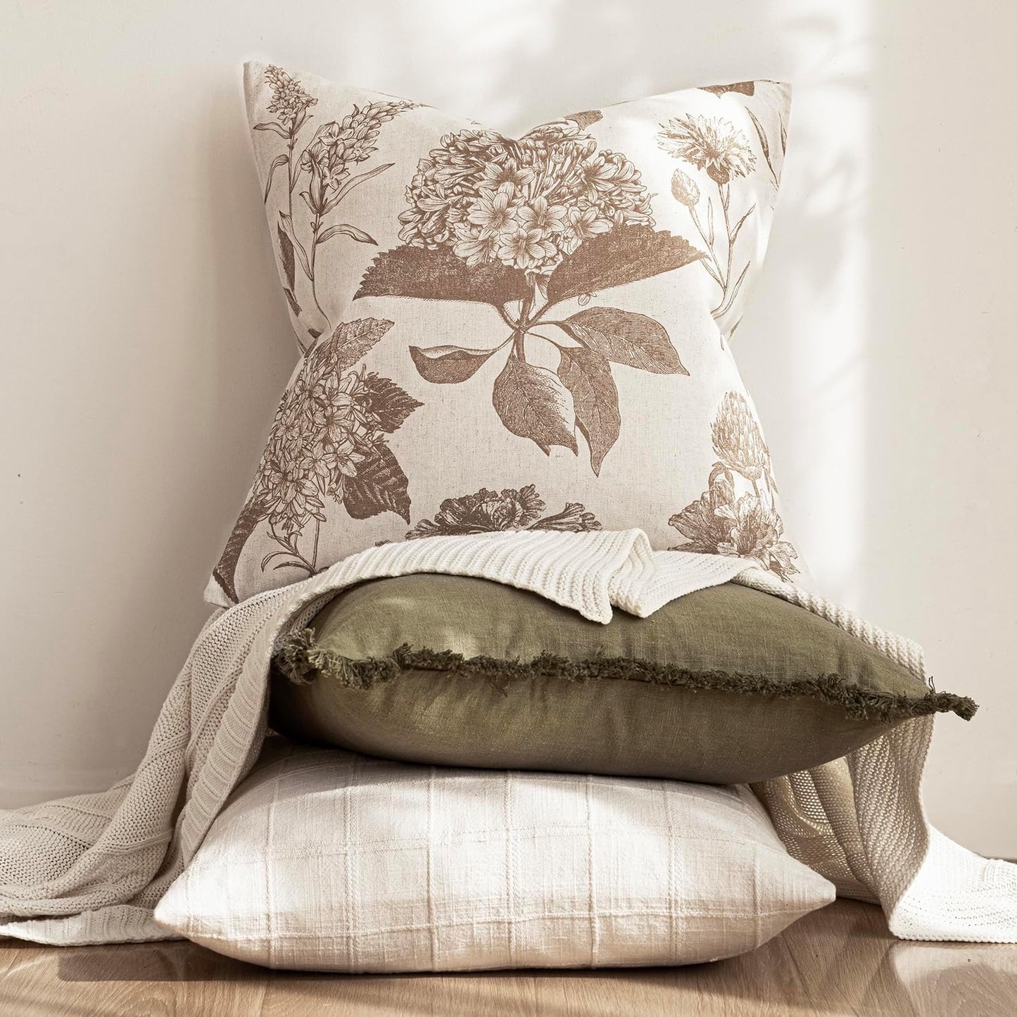 Foindtower Set of 2 Linen Floral Throw Pillow Covers Neutral Vintage Print Decorative Cushion Covers Farmhouse Boho Home Decor for Sofa Chair Couch Bedroom Living Room Outdoor,24×24 Inch,Light Brown