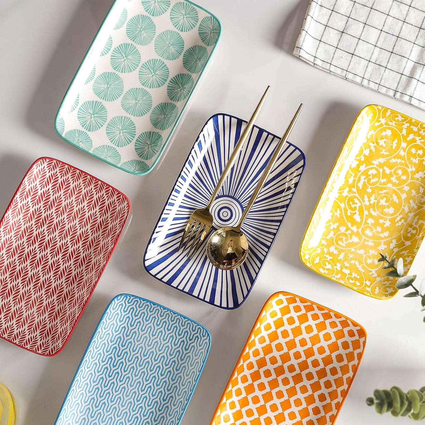 Selamica Ceramic Rectangular Salad Plates Set, Dinner Plate 9.4 Inch Dessert Plates for Party Entertaining, Small Serving Plates for Appetizers, Sushi, Fruit, Set of 4, Assorted Colors