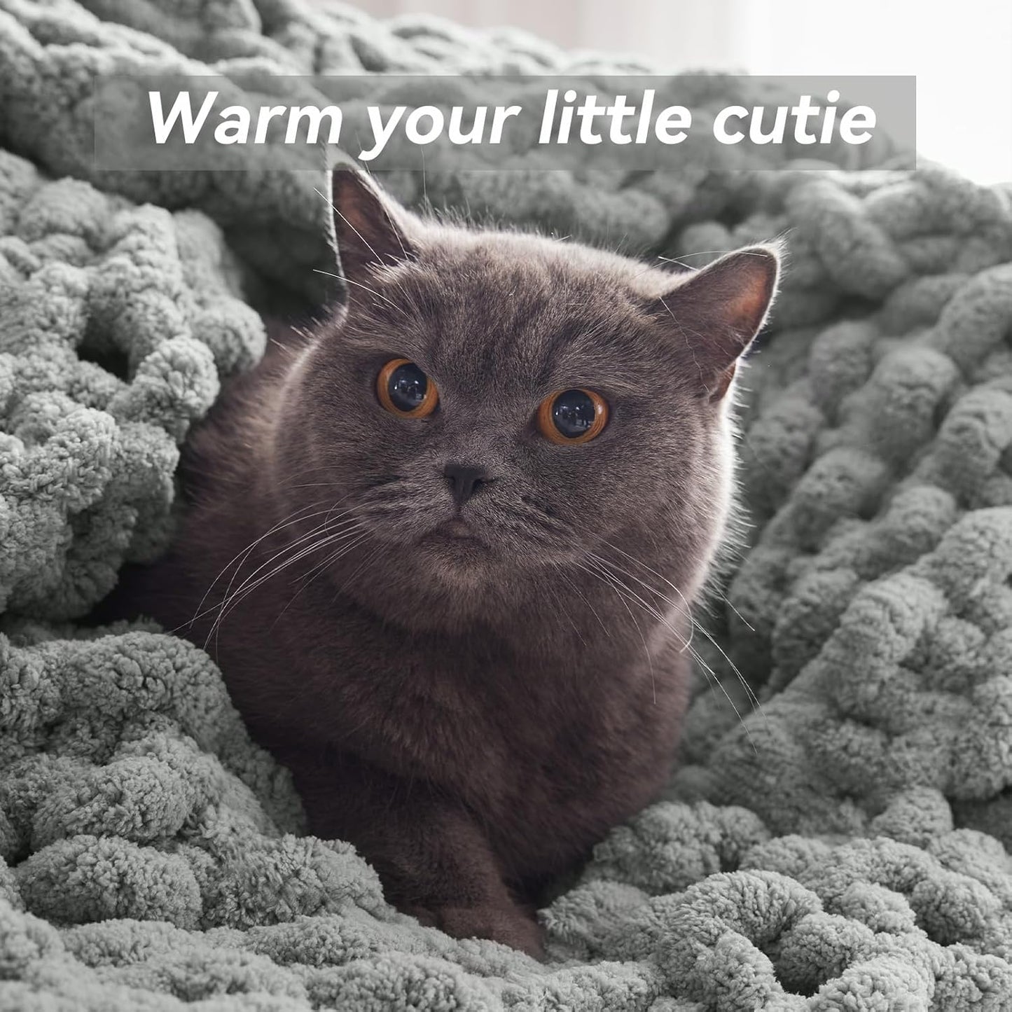 Chunky Knit Throw Blanket, 30''*40'' Knitted Throw Chenille Yarn for Bed Couch, Handmade Light Grey Crochet Big Thick Blanket, Machine Washable Cute Comfy Blanket for Home Decor