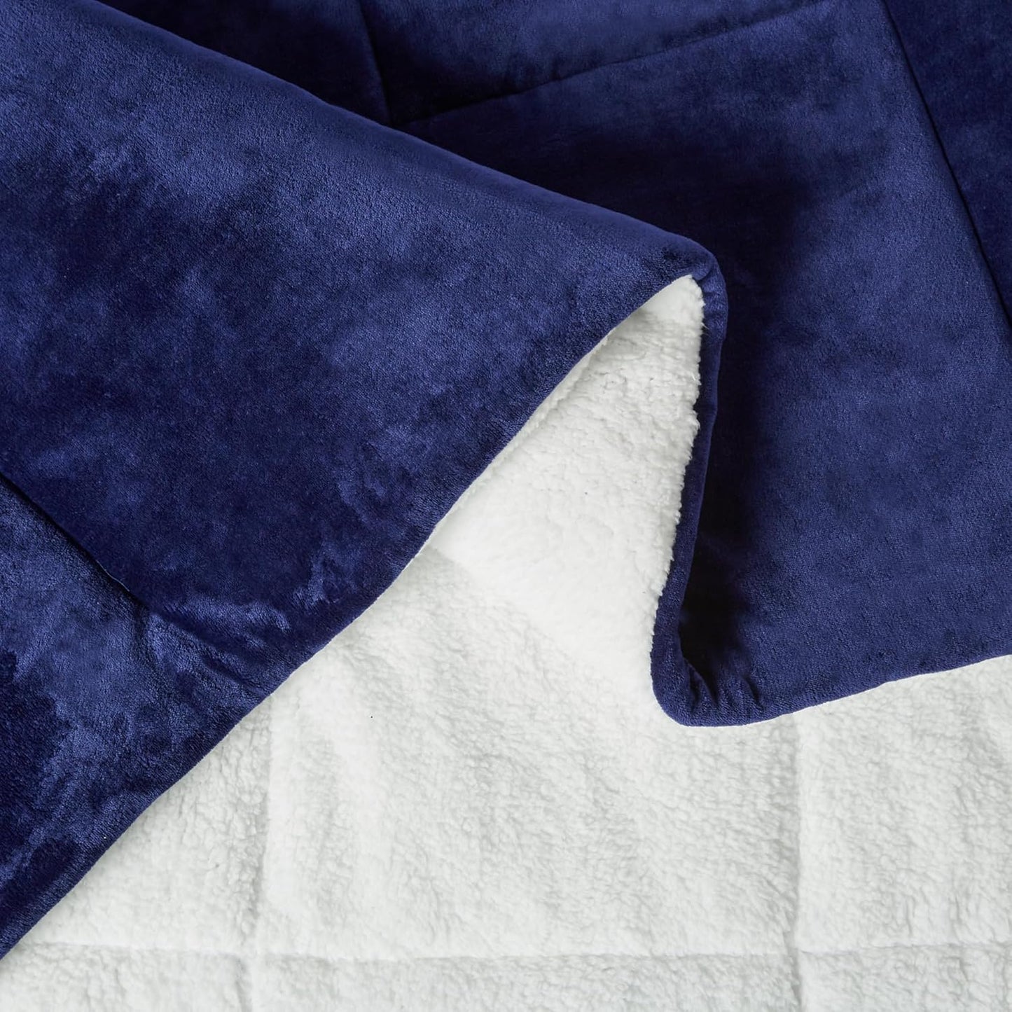 Amazon Basics Reversible Sherpa Comforter Set with Pillow Sham, Navy, Queen/Full