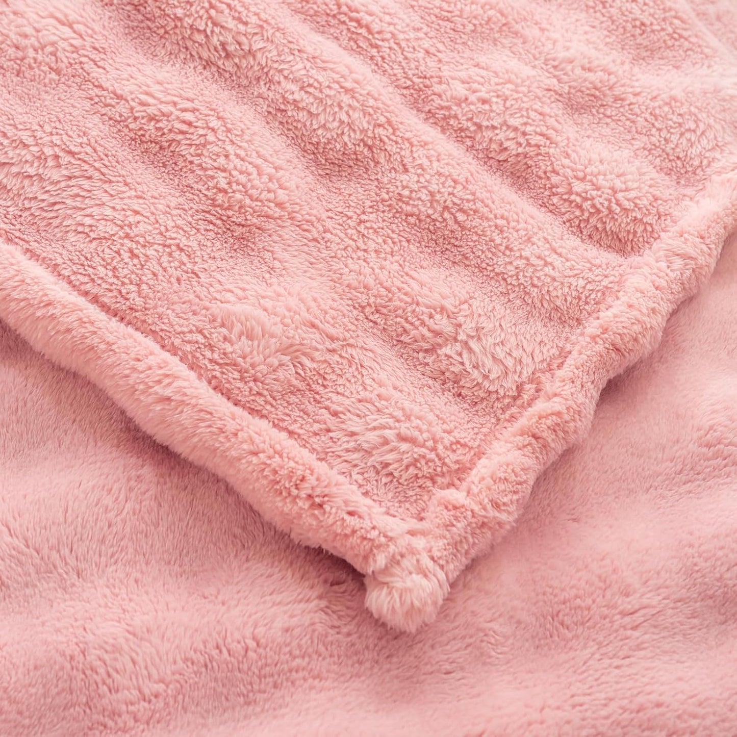 YUSOKI Luxury 3D Bubble Throw Blanket 3.1lb,All Ages,Home Decoration, (Light Pink,60 * 80inches)