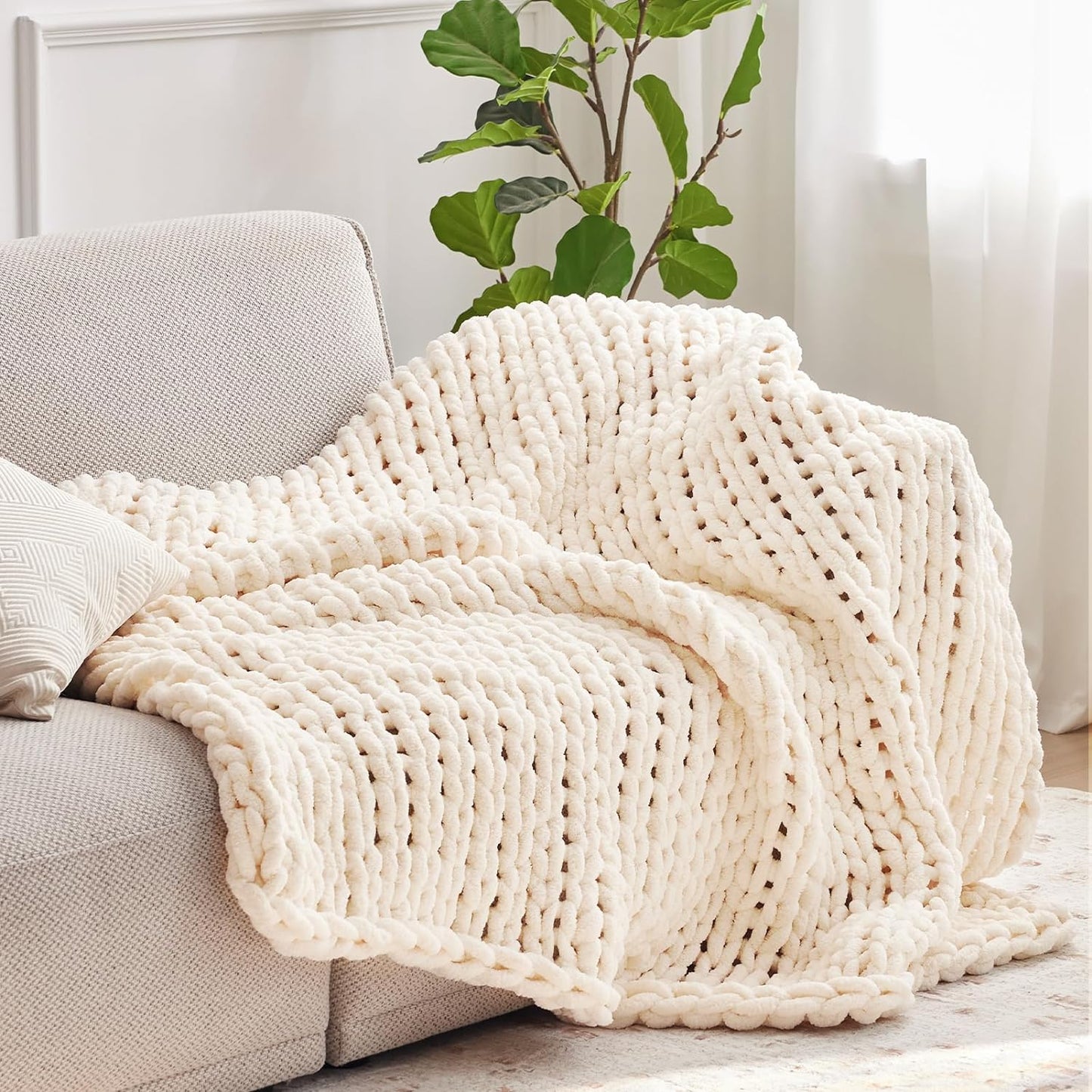 Chunky Knit Throw Blanket, 80''*90'' Knitted Throw Chenille Yarn for Bed Couch, Handmade Cream Crochet Big Thick Blanket, Machine Washable Cute Comfy Blanket for Home Decor