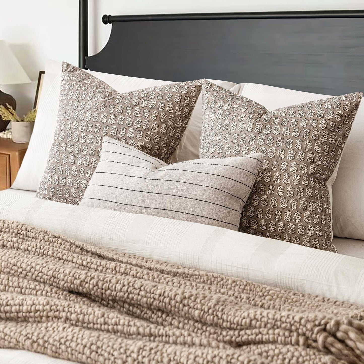 Foindtower Set of 2 Decorative Neutral Floral Print Throw Pillow Covers Vintage Accent Farmhouse Cushion Covers Boho Home Decor for Sofa Couch Chair Bedroom Living Room Outdoor,20×20 Inch,Tan Taupe