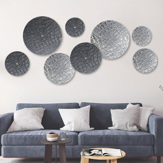 DETENE Metal Plate Art ，Metal round Wall Decor - 8 Pcs with 4 Sizes, Silver & Blue, Modern Wall Hanging Sculptures for Living Room, Office, Apartment, Bathroom, Staircase, Hallway Decorations