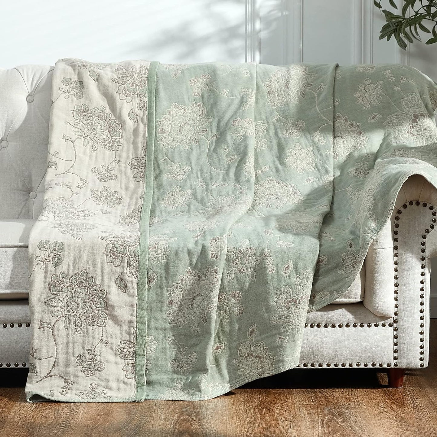 jinchan Boho 100% Cotton Muslin Queen Size 80x90 Inches Blanket Lightweight 4-Layer Quilted Soft Green and Beige Floral Throw Blanket Reversible Comfy Flower Rustic All Seasons Couch Bedroom Decor