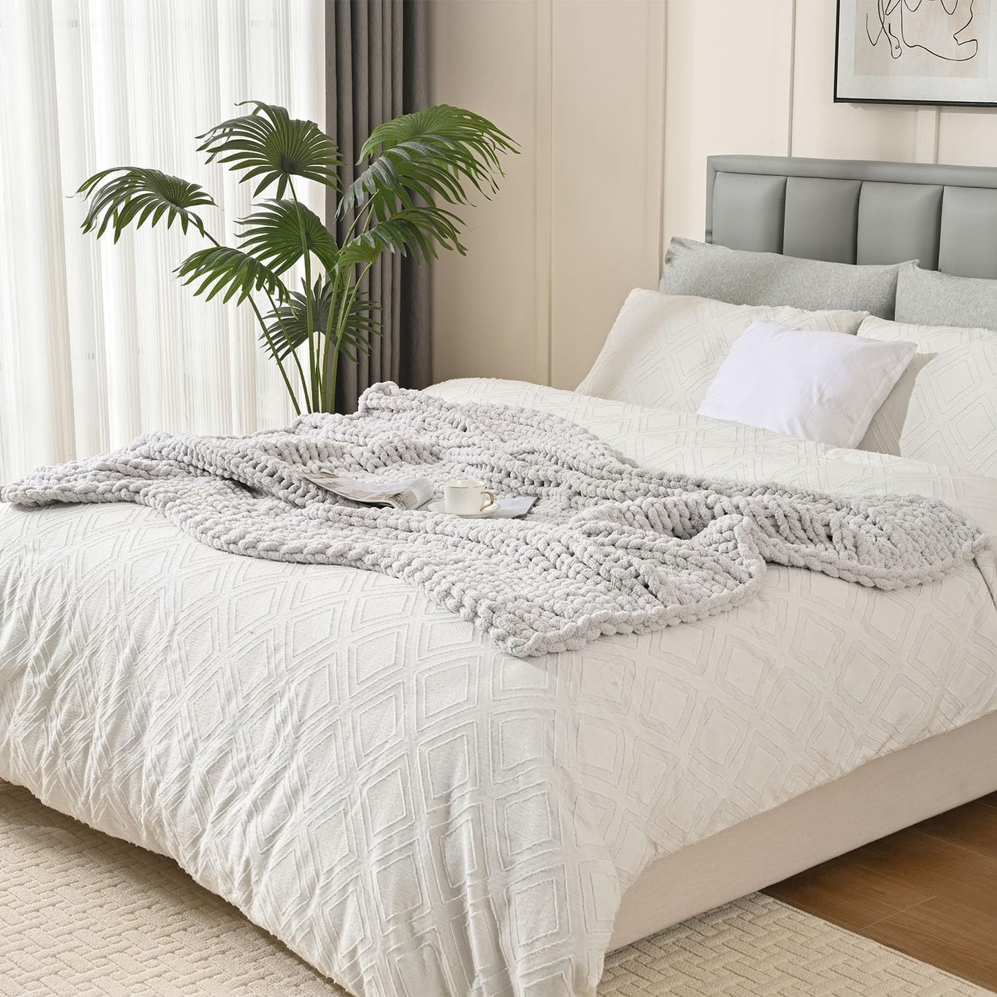 Esterra Chunky Knit Blanket Throw 50"x60", 100% Hand Knitted Chenille Throw Blanket, Cozy Soft Thick Cable Knit Throw Large Rope Knot Crochet Throw Blanket for Sofa Couch Bed, Light Gray