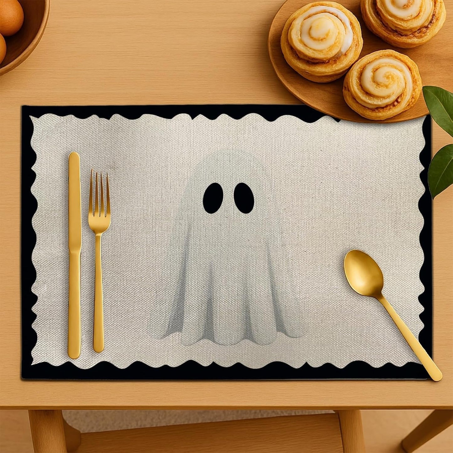 Halloween Ghost Placemats, 4Pcs Black&White Washable Heat Resistant 12×18 Inch Table Mats Cute Place Mats for Party Outdoor Decoration Kitchen Dining Décor