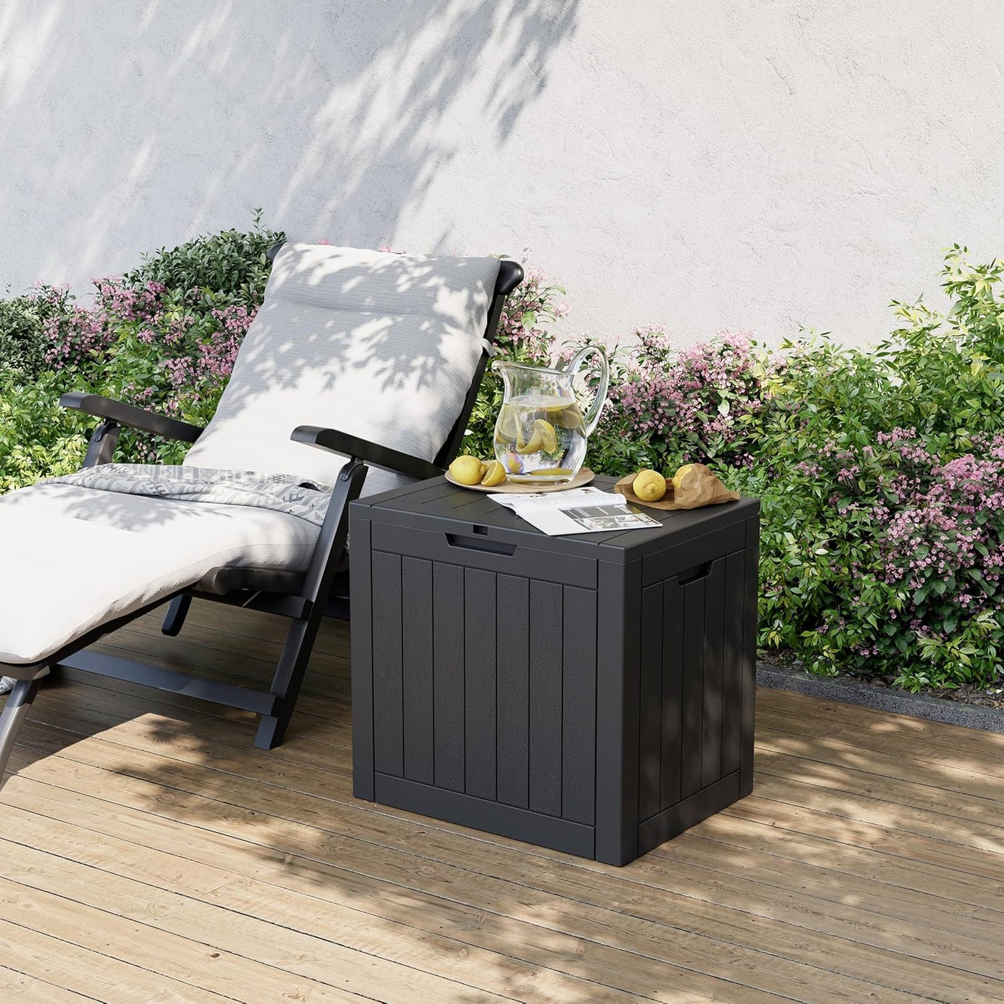 32 Gallon Deck Box Lockable Resin Indoor Outdoor Storage Box waterproof Outdoor Container for Patio Furniture, Pool Accessories, Cushions, Garden Tools, Sports Equipment