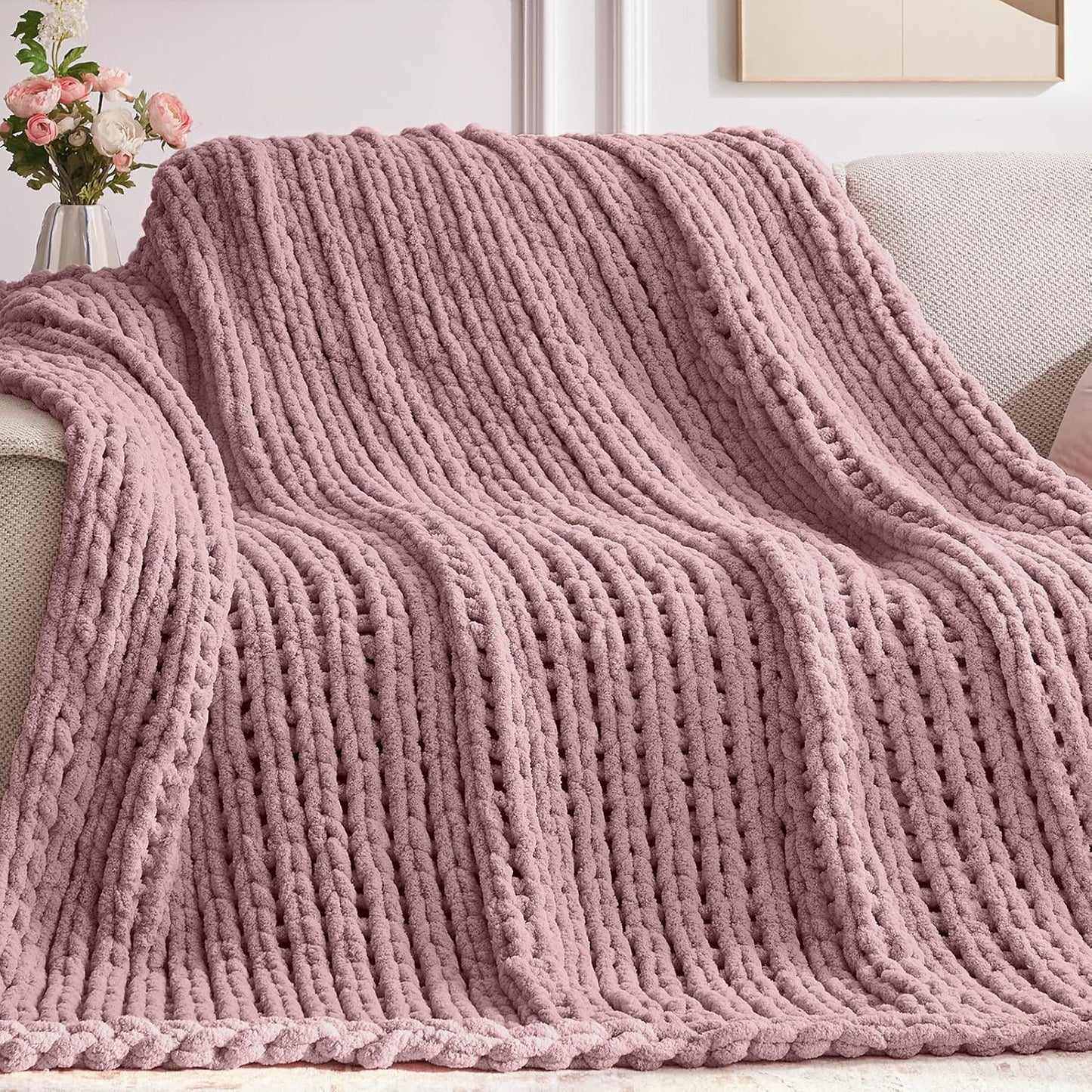 Chunky Knit Throw Blanket, 30''*40'' Knitted Throw Chenille Yarn for Bed Couch, Handmade Muted Pink Crochet Big Thick Blanket, Machine Washable Cute Comfy Blanket for Home Decor