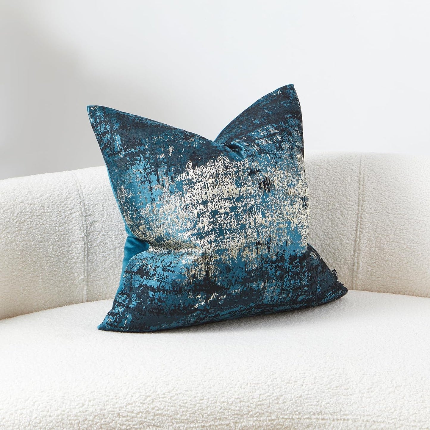 THE-TINOART Teal & Gold Embroidered Jacquard Pillow Cover 20x20 Inches - Luxury Reversible Decorative Throw Pillow Cover with Gold Thread & Velvet Backing, Elegant Holiday Home Decor