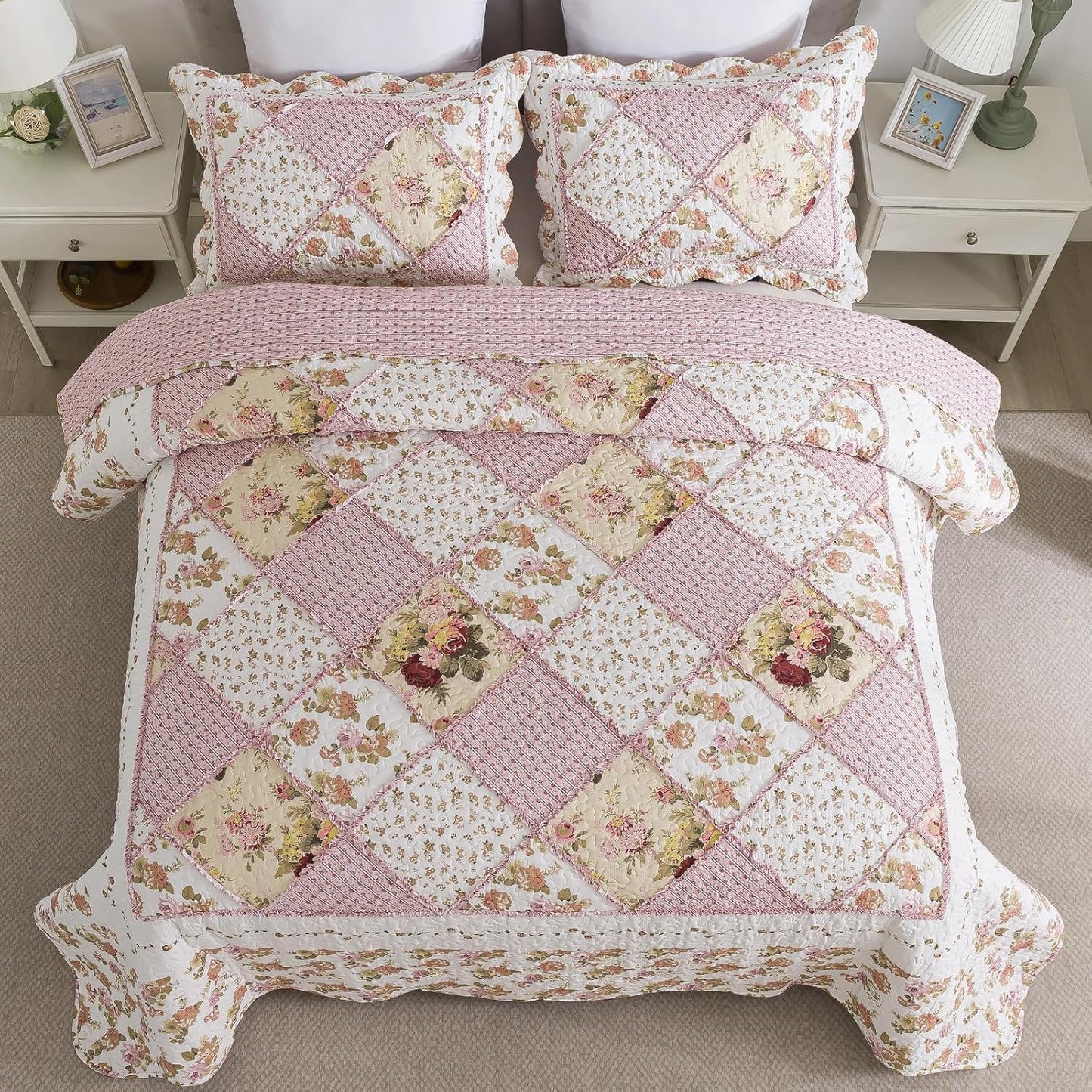NEWLAKE Quilt Set Queen Size, Bedspread Sets Pink Botanical Floral, Reversible Quilt Bedding Set Lightweight and Breathable for All Seasons, Soft Quilted Bedspread with 2 Pillow Shams