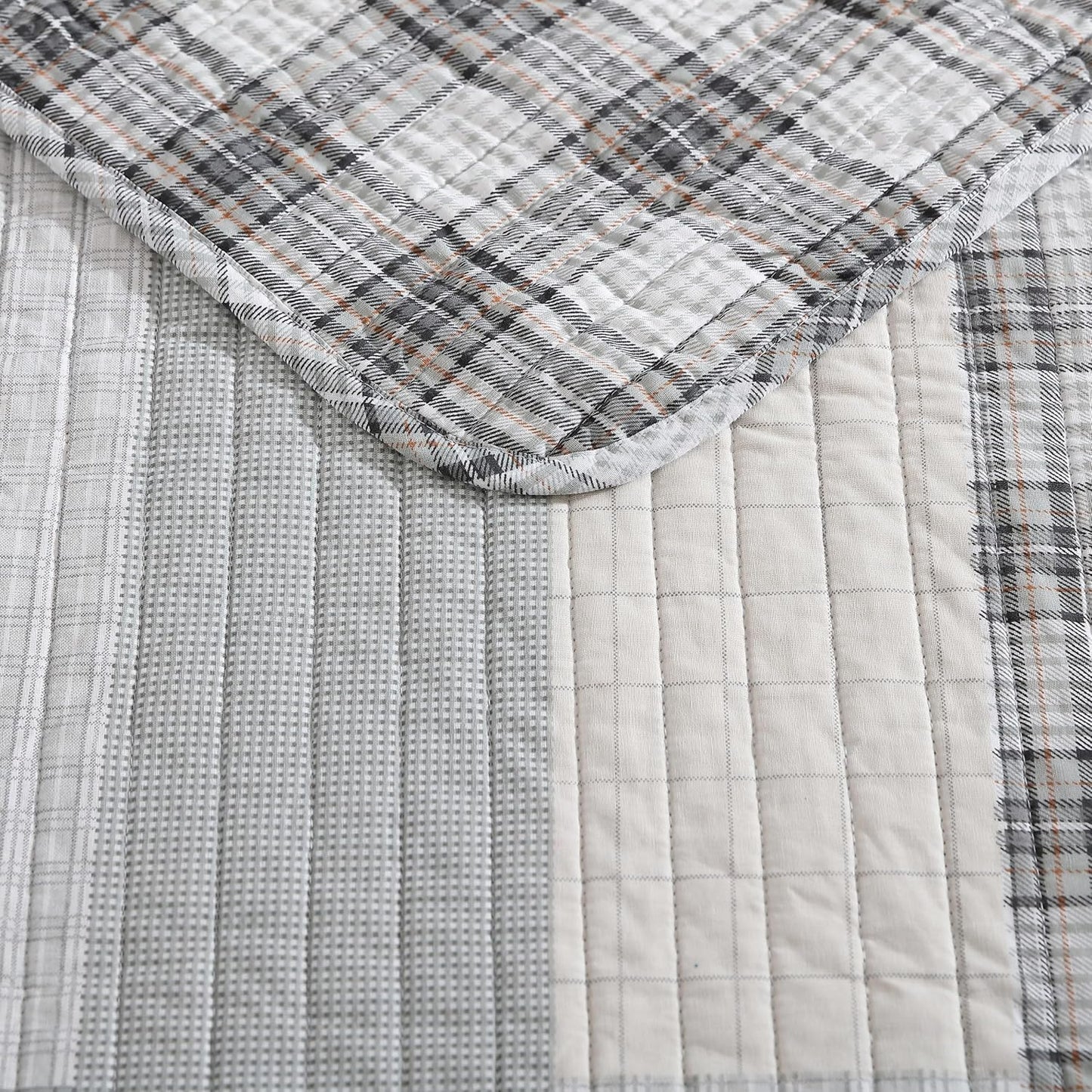 Eddie Bauer - Twin Quilt Set, Cotton Reversible Bedding with Matching Sham, Home Decor for All Seasons (Fairview Grey, Twin)